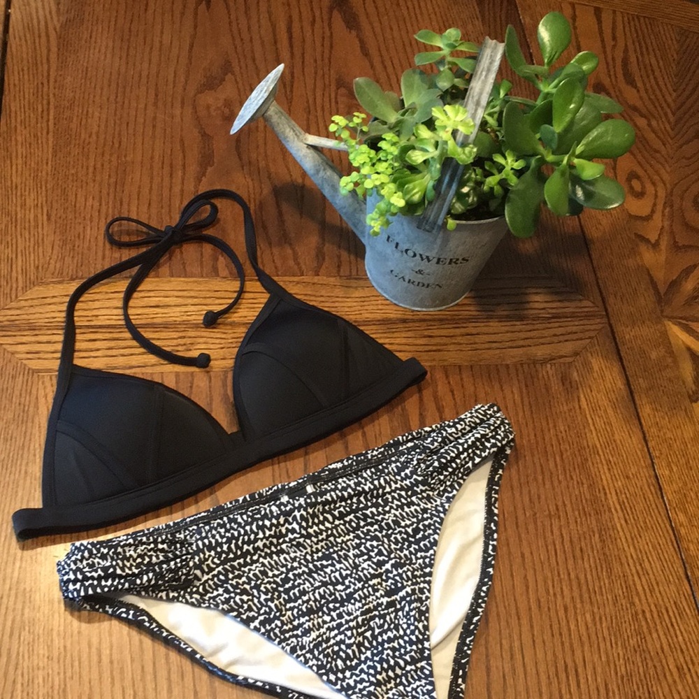 NWOT PINK Victoria’s Secret Bikini Top